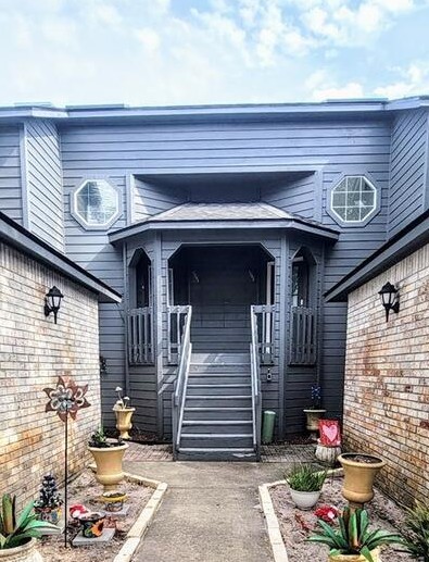 210 Oak Bay St Unit 1003 — photo