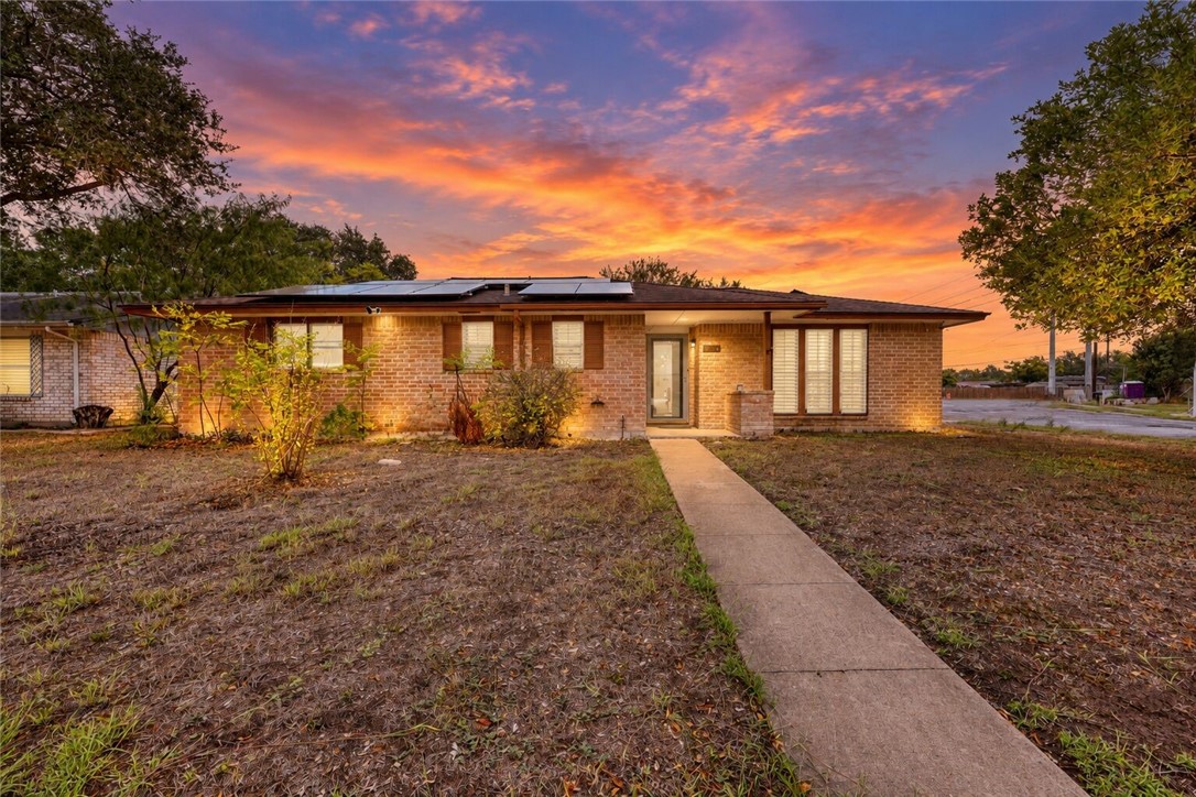 6025 Liptonshire Dr — photo