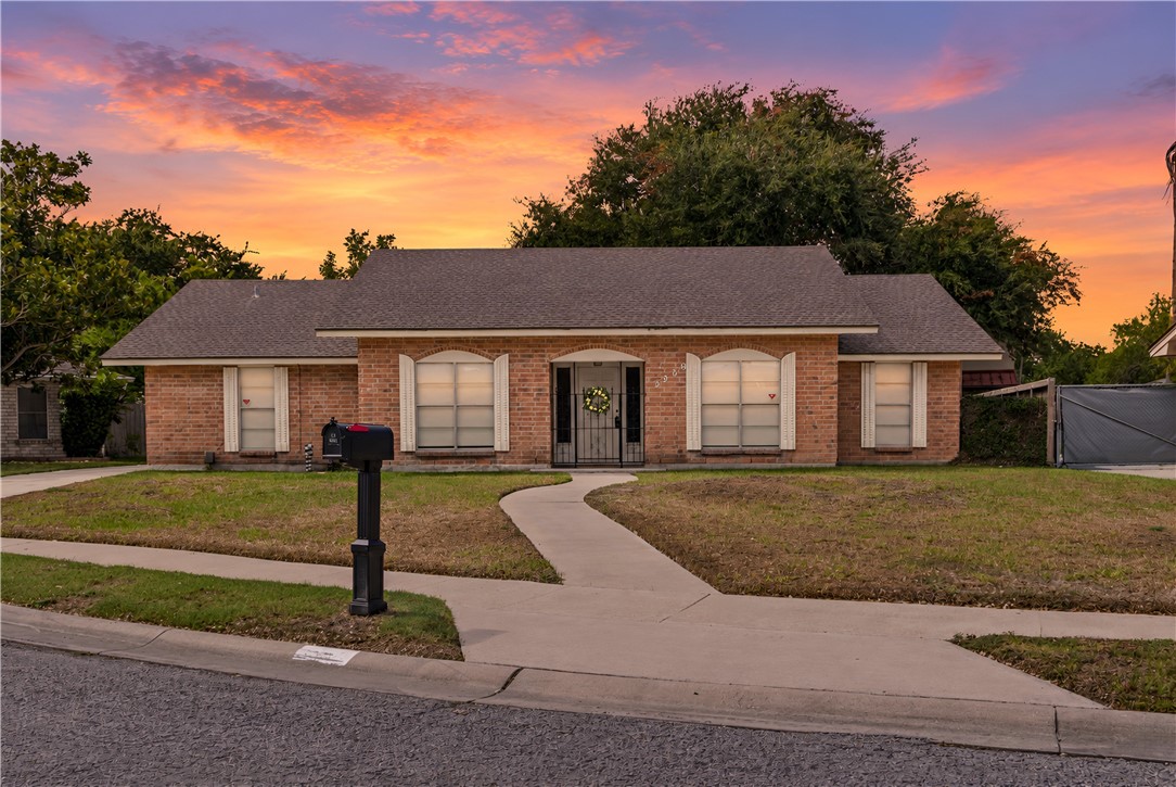 5209 Moultrie Dr — photo