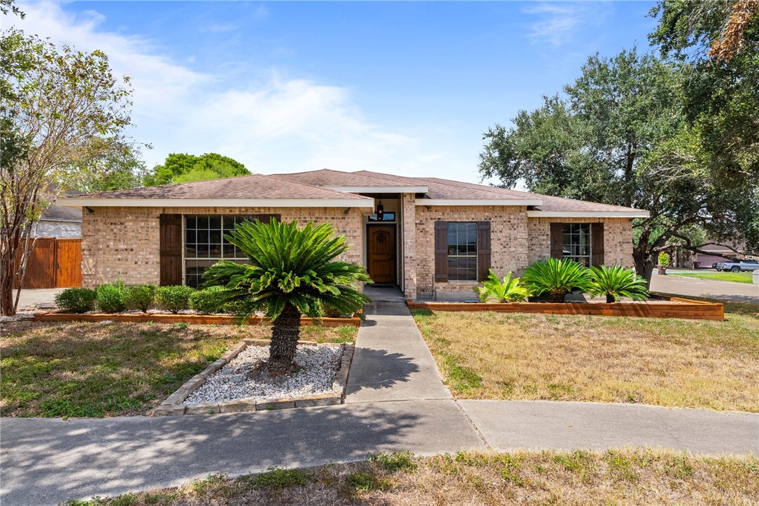 5409 Ash Creek — photo