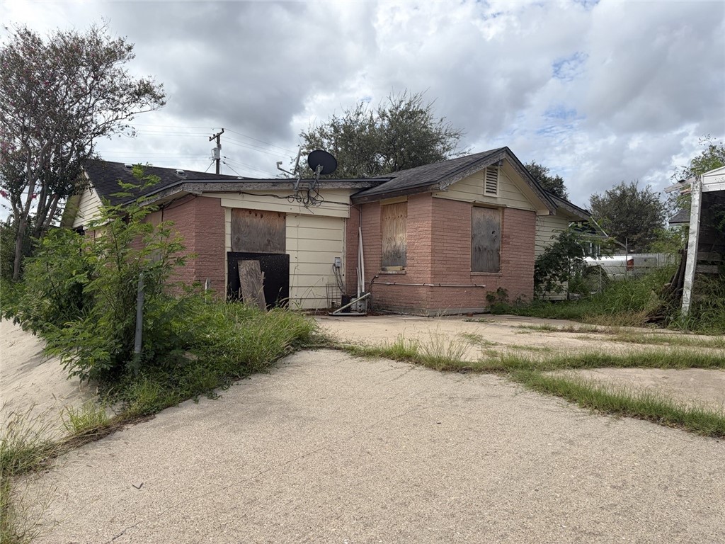 1313 S Reynolds — photo