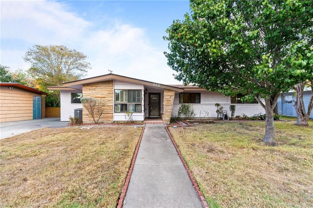 518 Dolphin Pl — photo