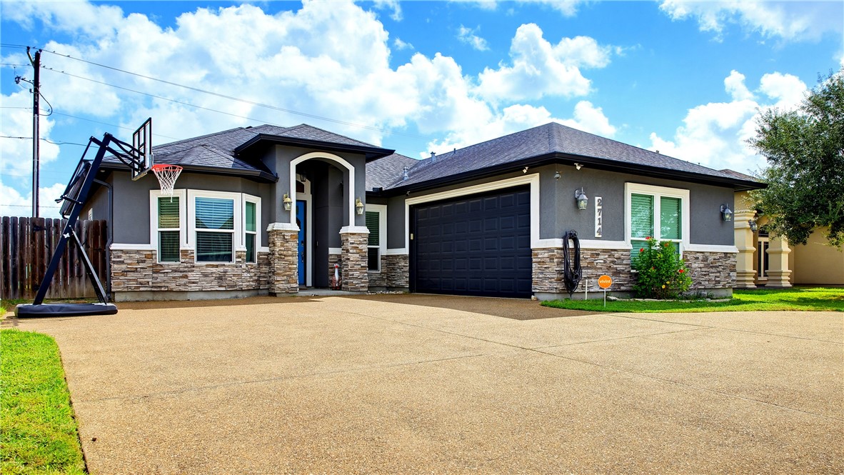 2714 Yeager Dr — photo