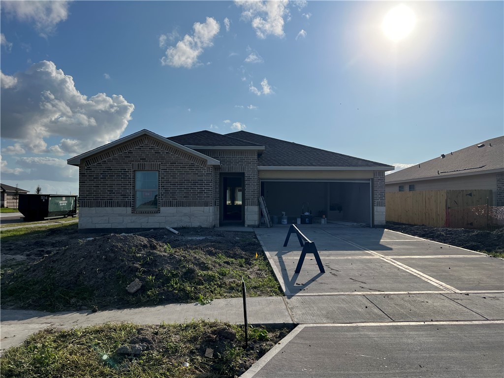 218 Moon Stone Dr — photo