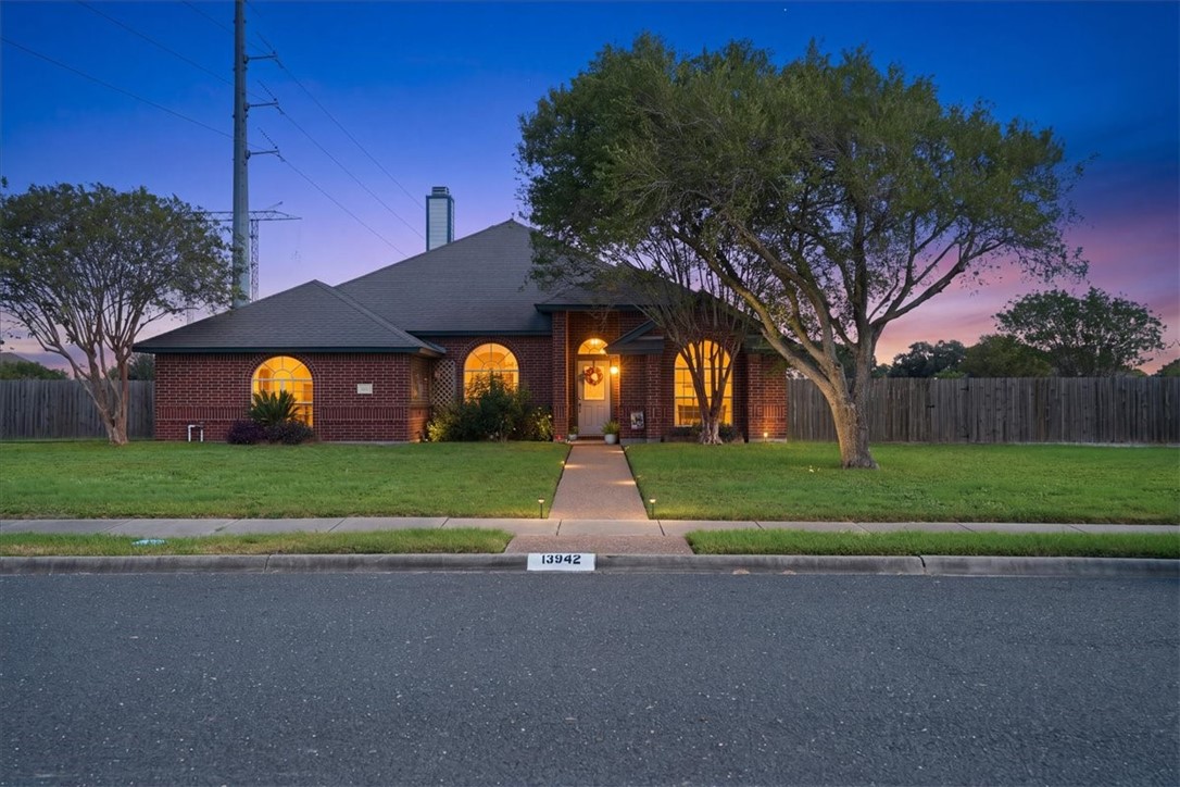 13942 River Rock Dr — photo