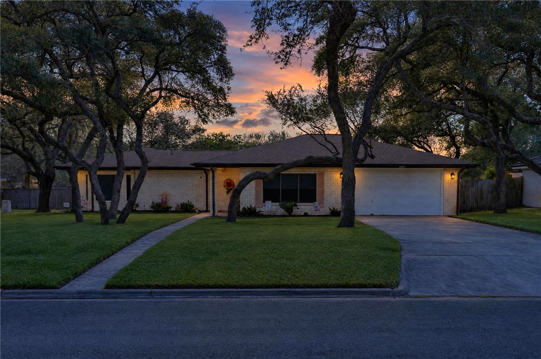 3103 Traylor Blvd — photo