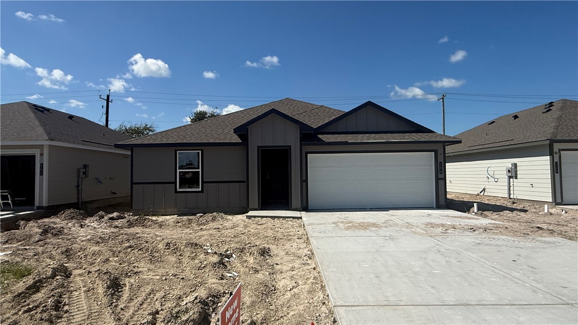 106 Grenada Dr — photo