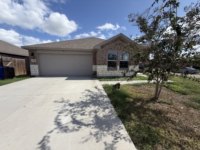 3902 Targaryen Way — photo