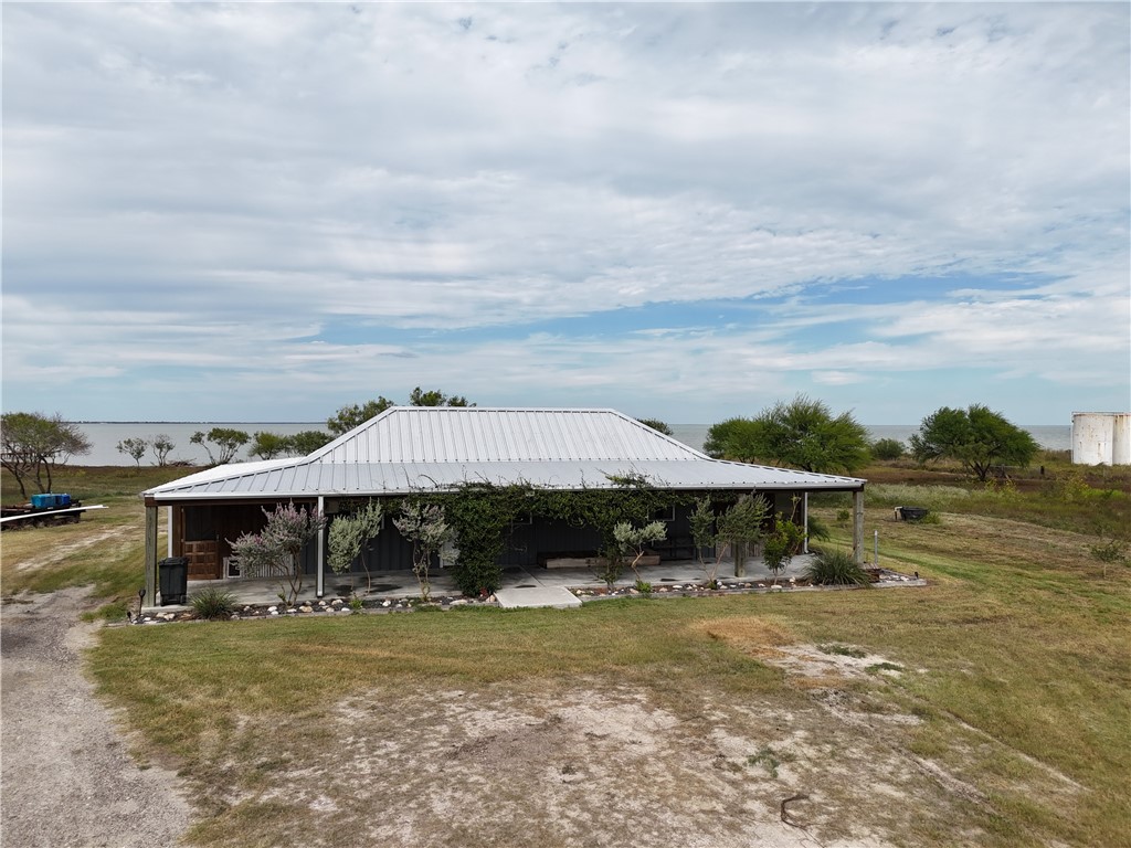 746 Egery Island Rd — photo