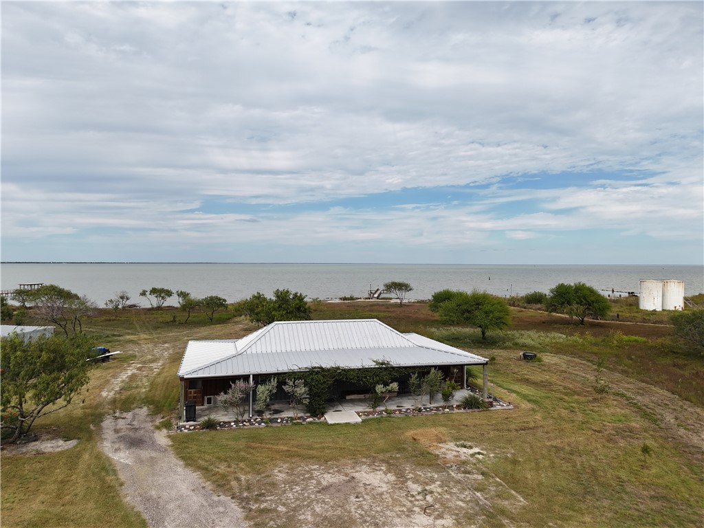 746 Egery Island Road, Taft, TX 78390 — photo 2