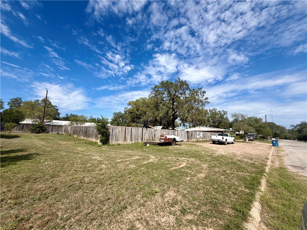 1202 Terry St — photo