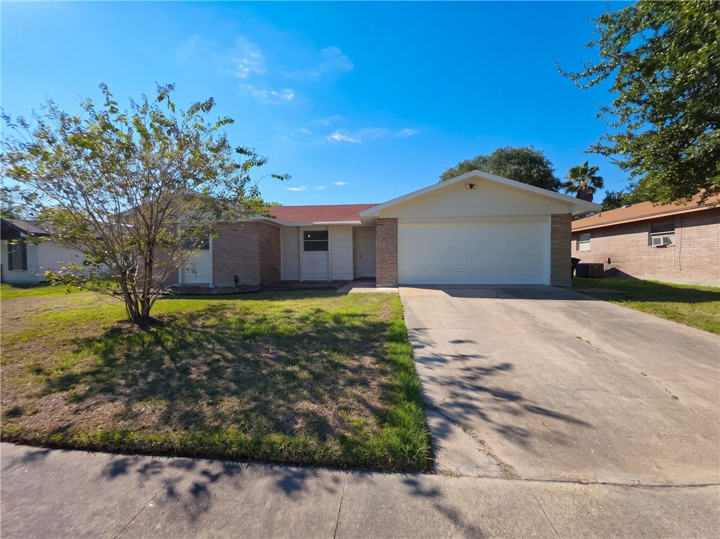 1817 Volga Dr — photo