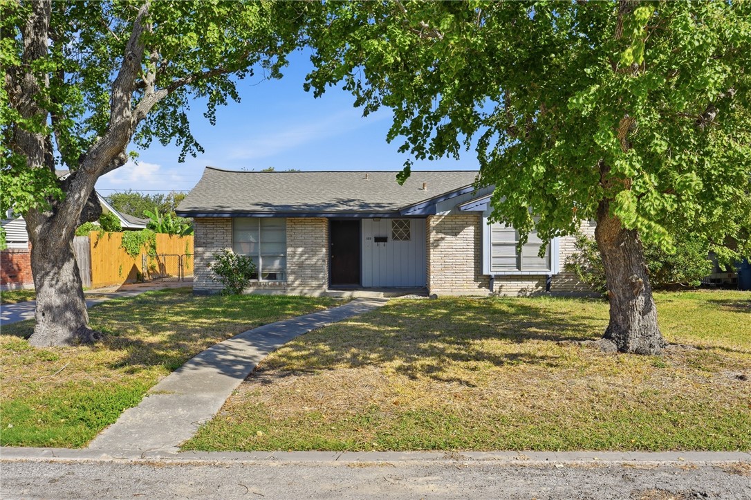 109 Rice Dr — photo