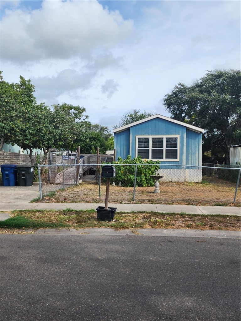 5934 Horizon Dr — photo