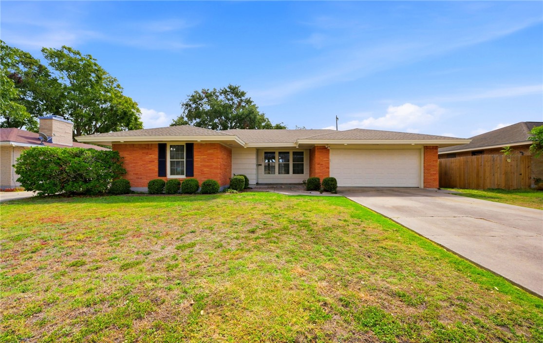 1033 Brawner Pkwy — photo