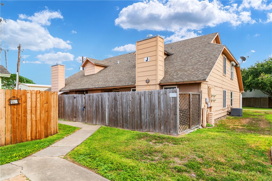 7202 Mansions Dr Unit J2 — photo