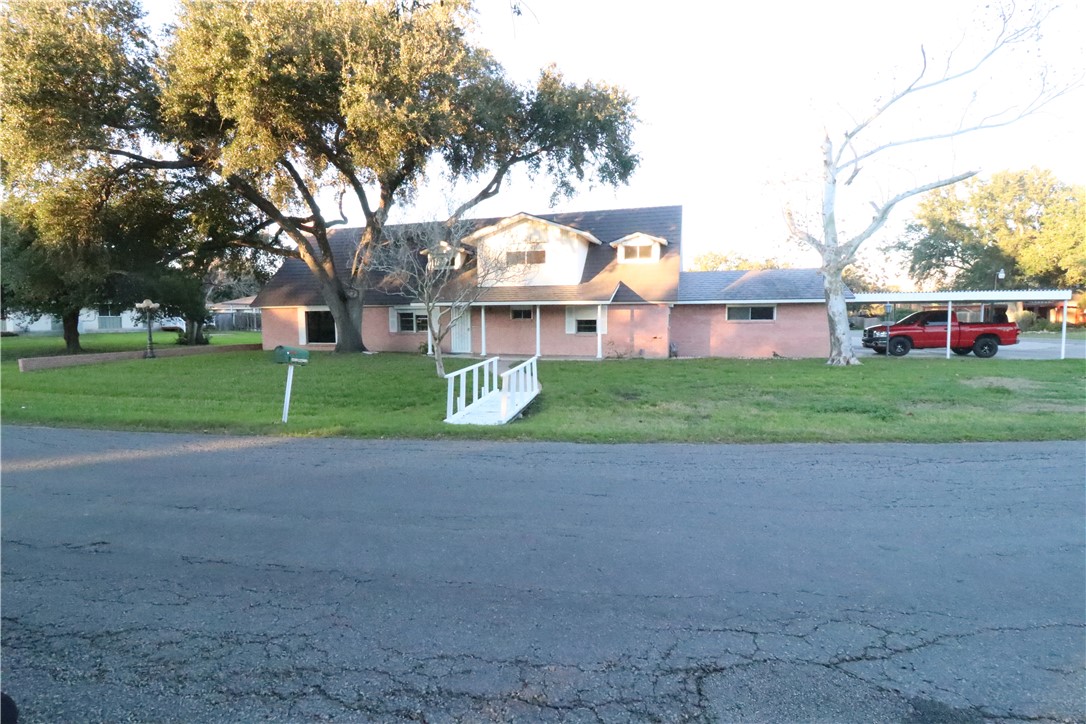 10902 Birdwood Lane — photo