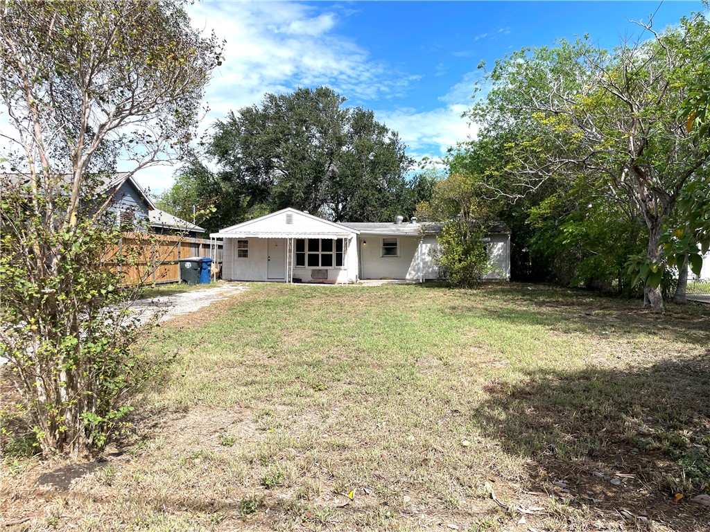 5406 Cain Dr — photo