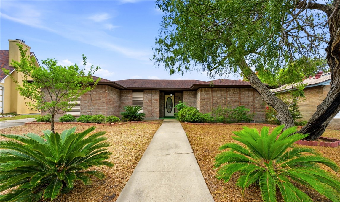 4165 Eagle Dr — photo
