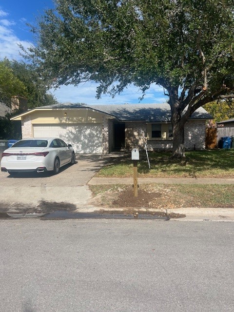 9570 Goldfinch Cir — photo