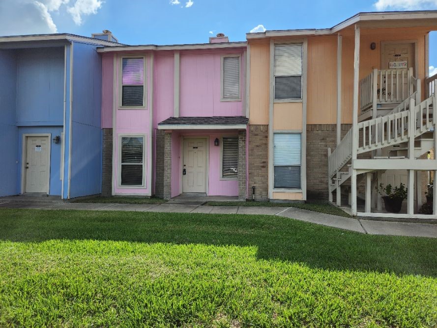 6702 Everhart Unit a102 — photo