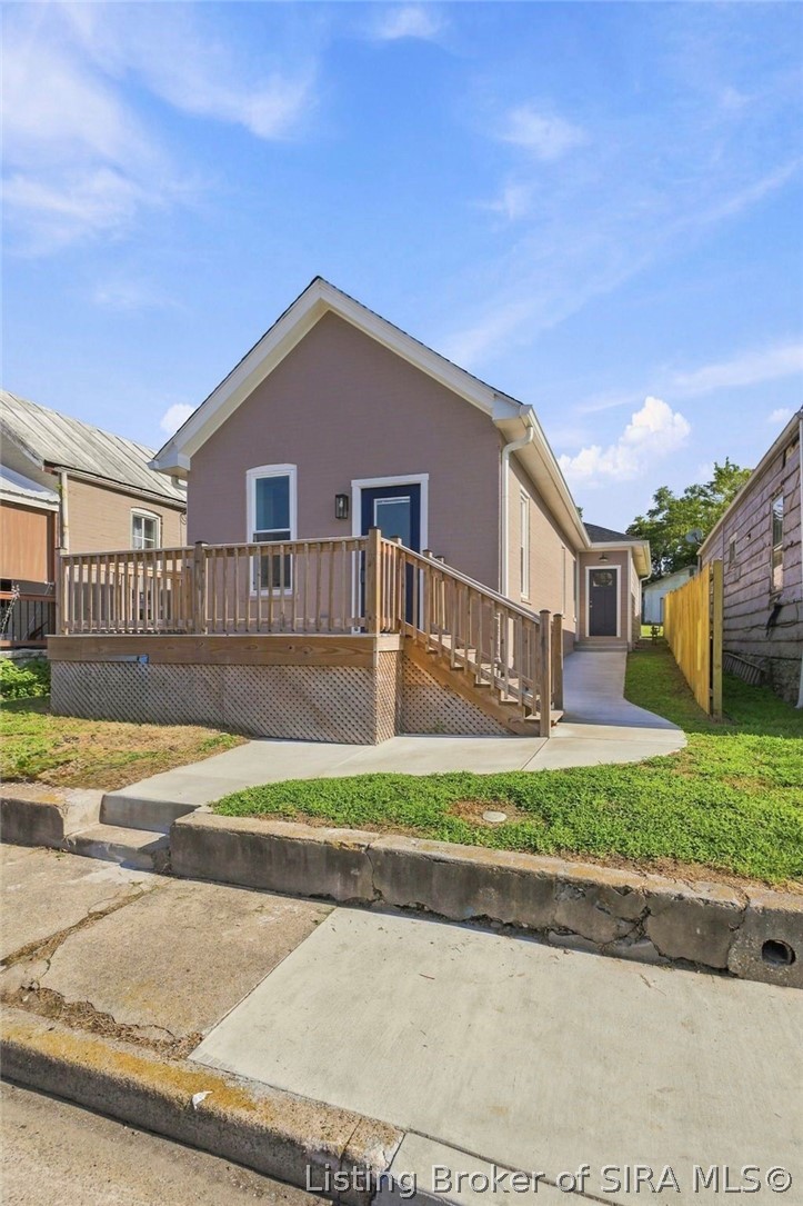1122 W Second Street — photo
