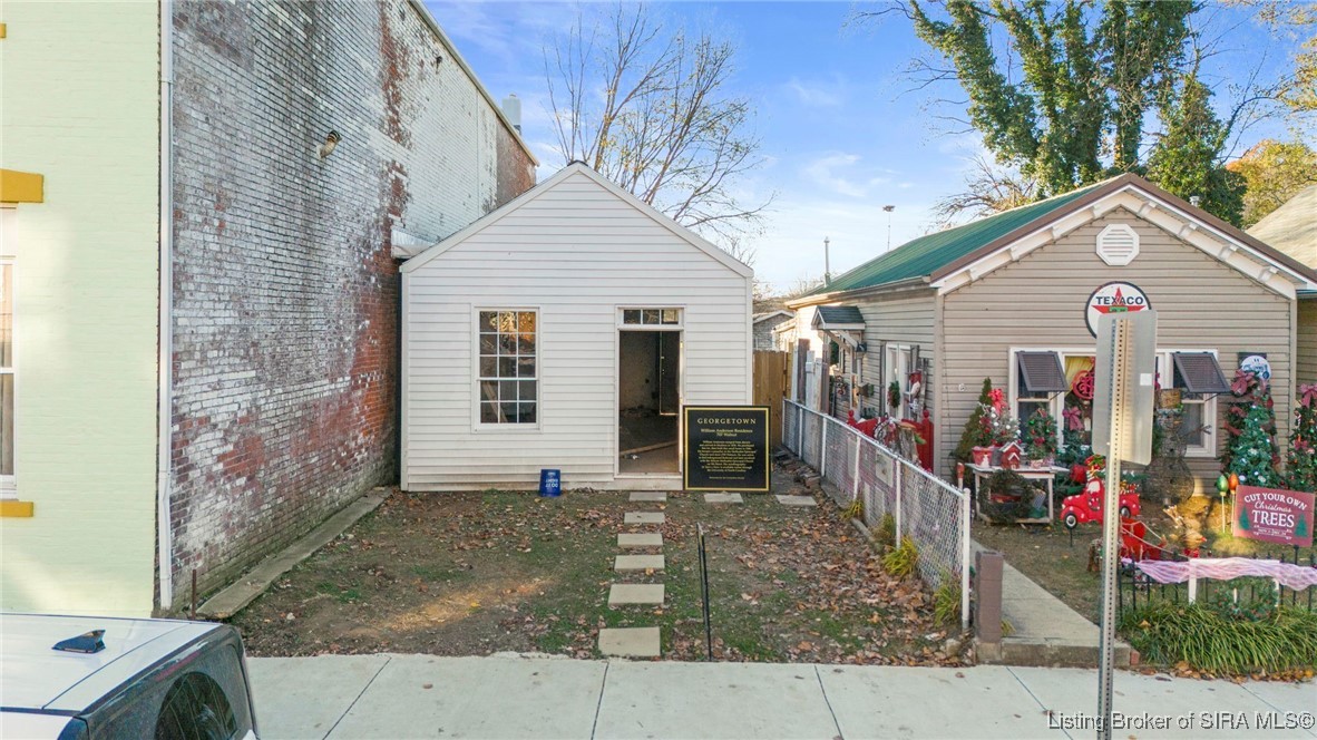 707 Walnut Street — photo