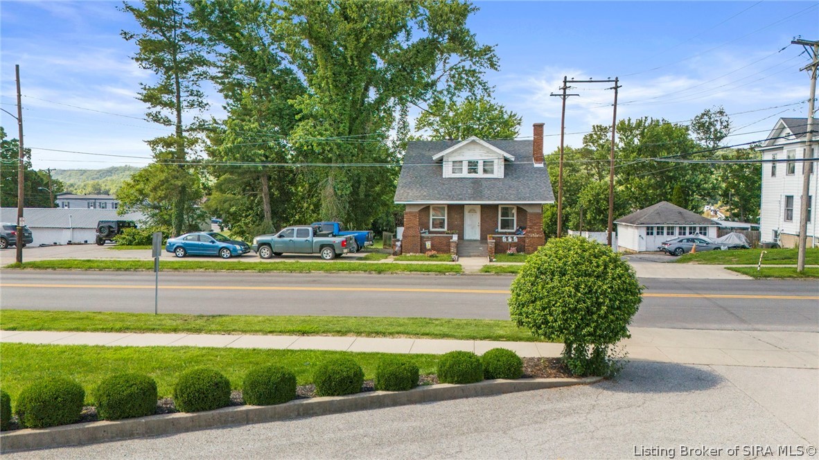 611 Highland Avenue — photo