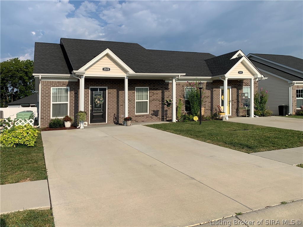1519 Cypress Cove NW — photo