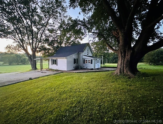 663 N Hitchcock Road — photo