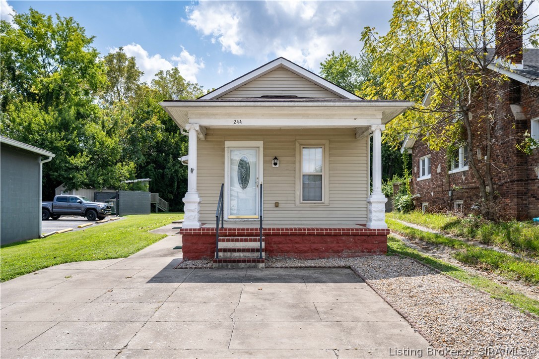 244 E Winbourne Avenue — photo