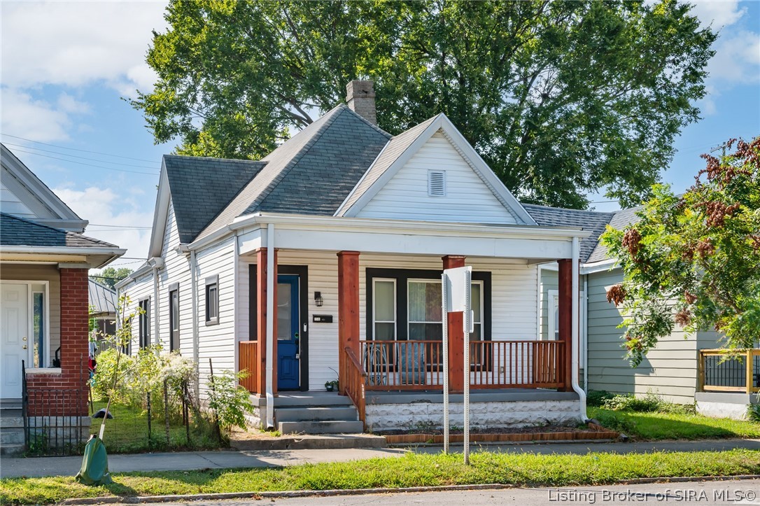 1746 E Spring Street — photo