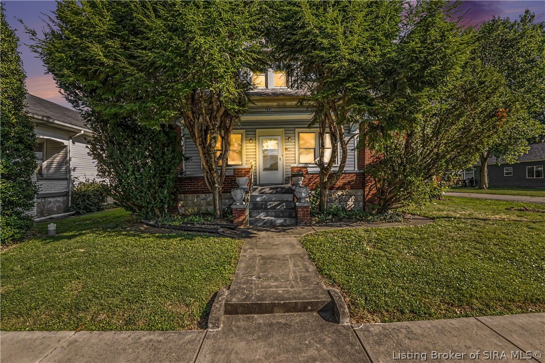 202 Olive Avenue — photo