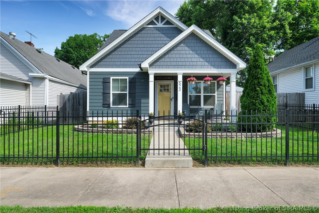 523 E Elm Street — photo