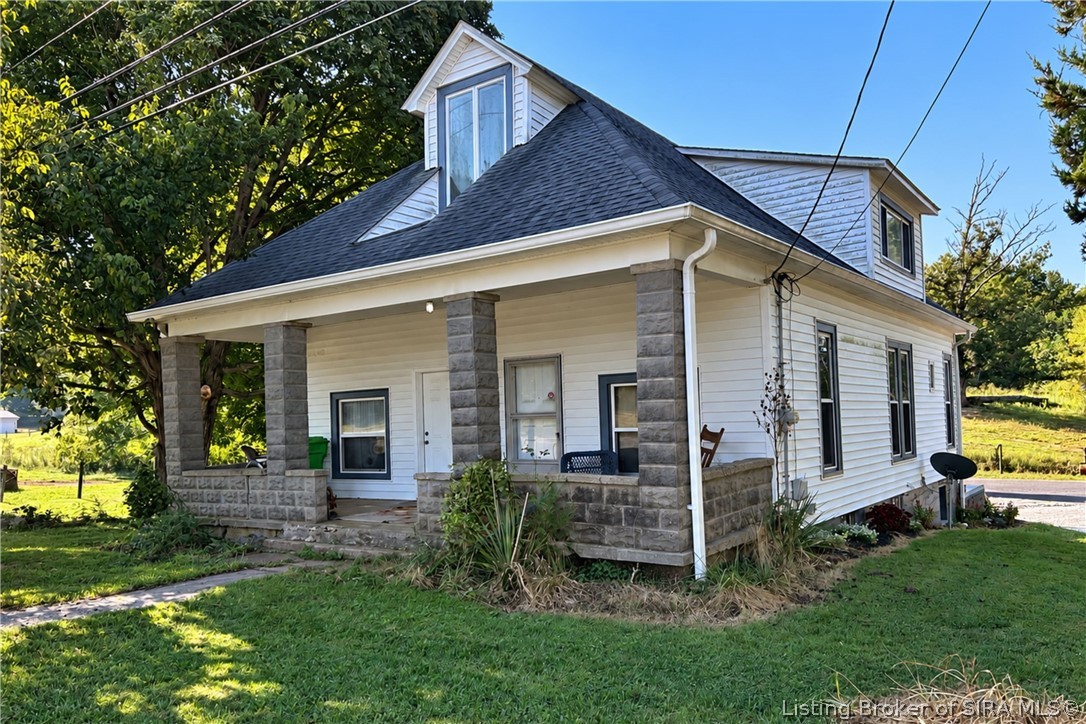 11409 US 150 — photo