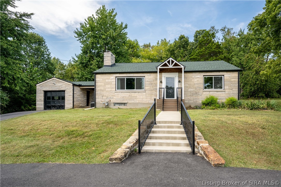 1812 Crestview Drive — photo