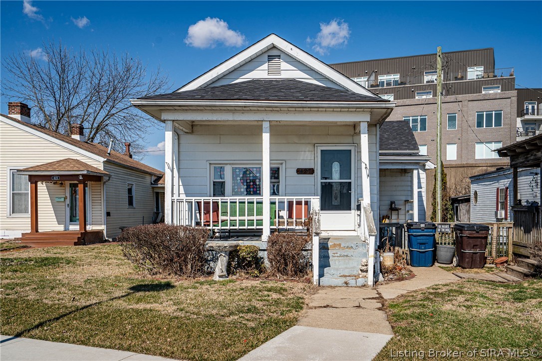 427/429 E Riverside Drive — photo