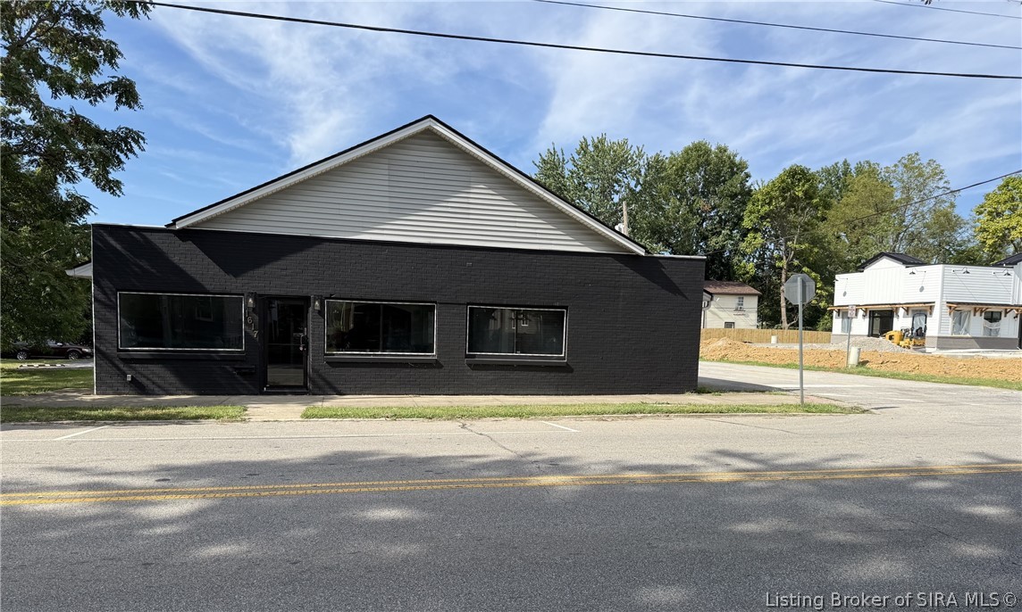 1617 State Street — photo