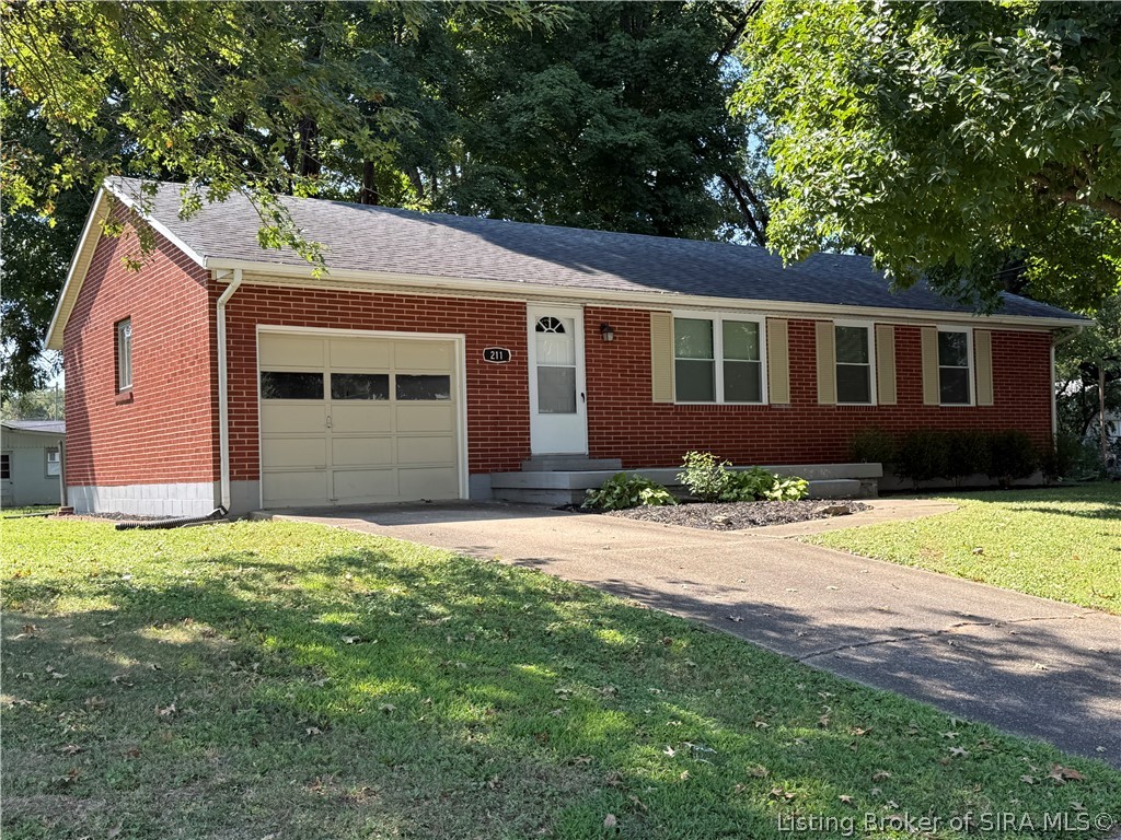 211 Fairwood Drive — photo