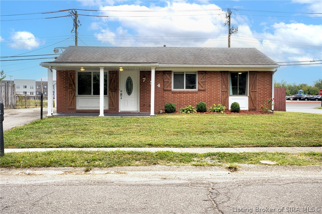 754 Spicewood Drive — photo