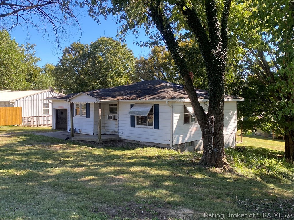 901 Highland Avenue — photo