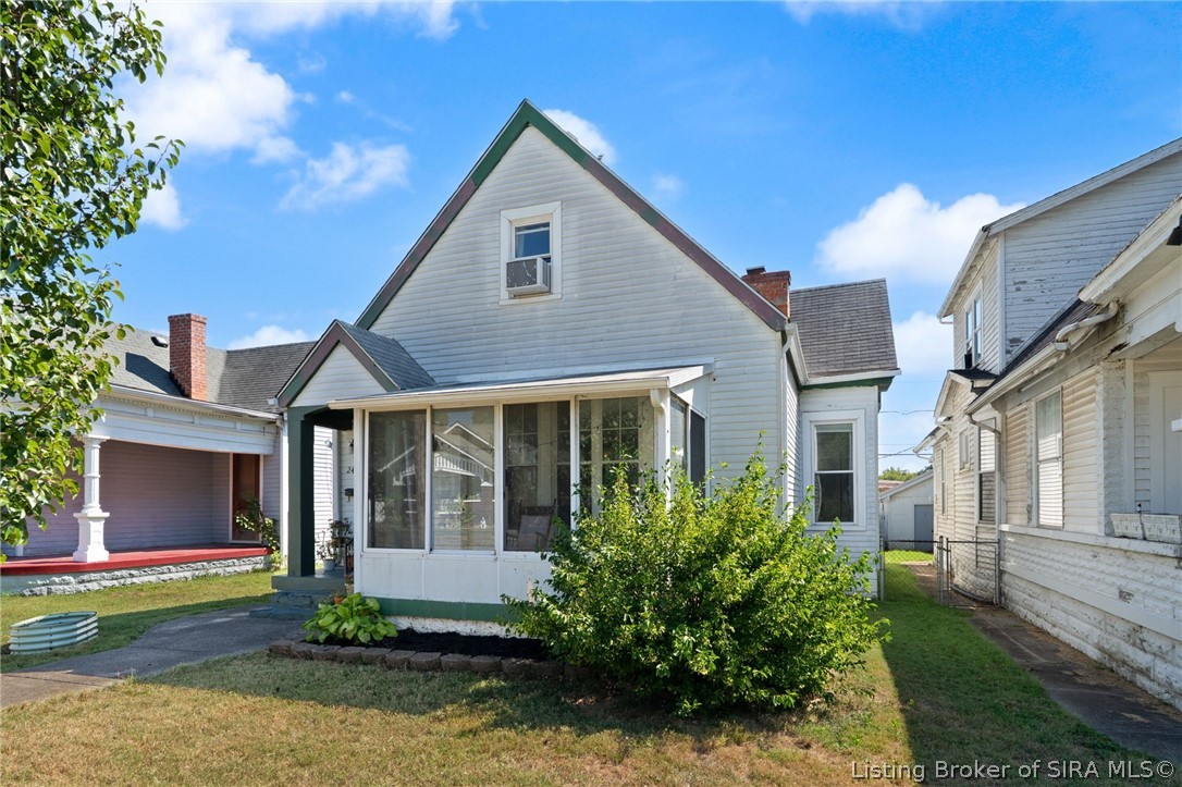2402 E Market Street — photo