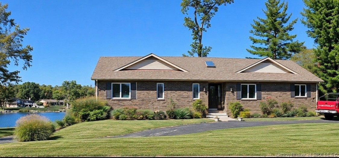 255 N Lakeside Drive — photo