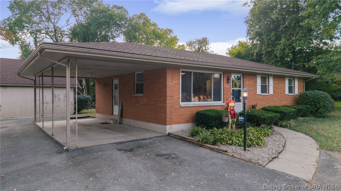 536 E Daisy Lane — photo