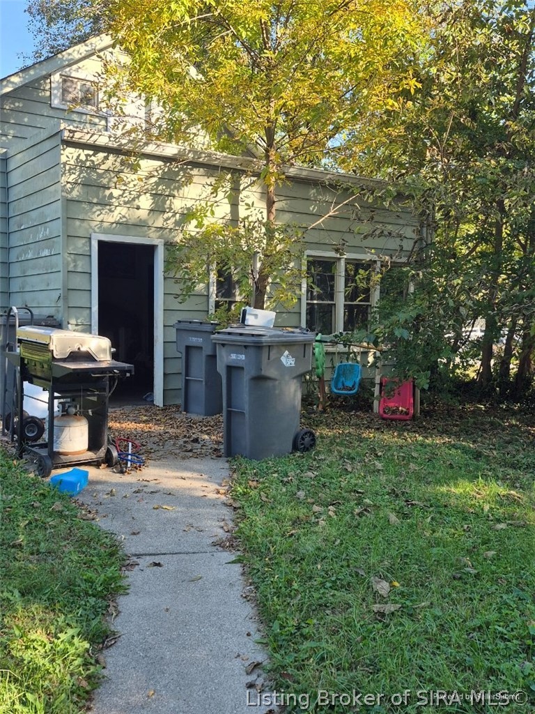 5940 Laurel Street — photo
