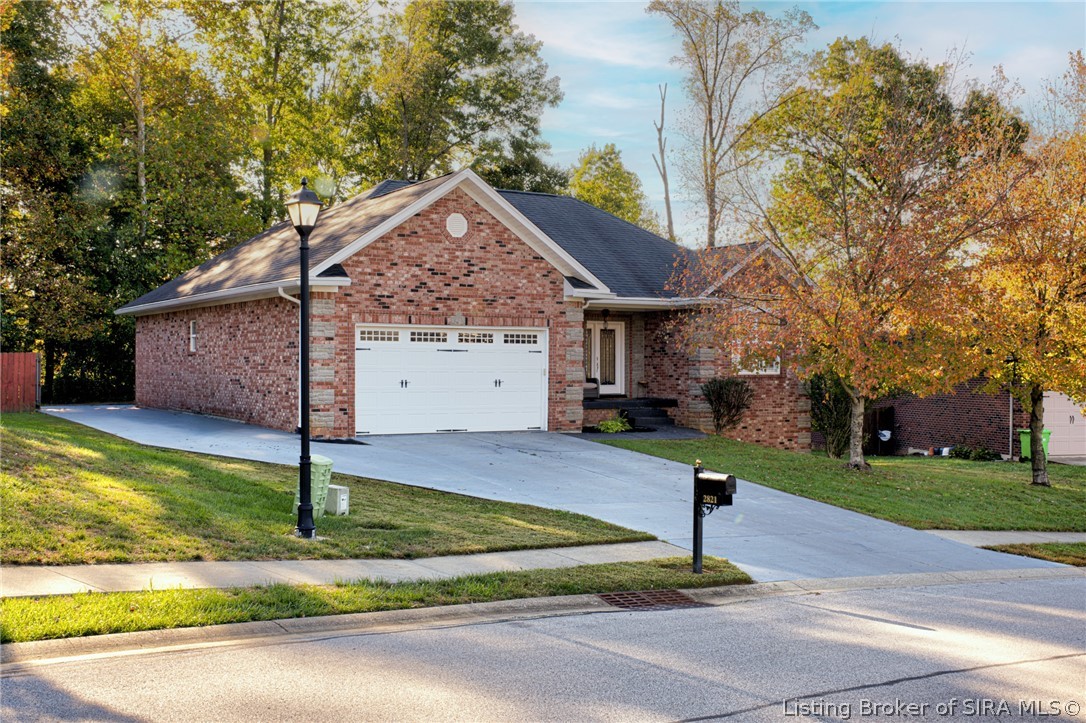 2821 Crescent Hill Drive NE — photo