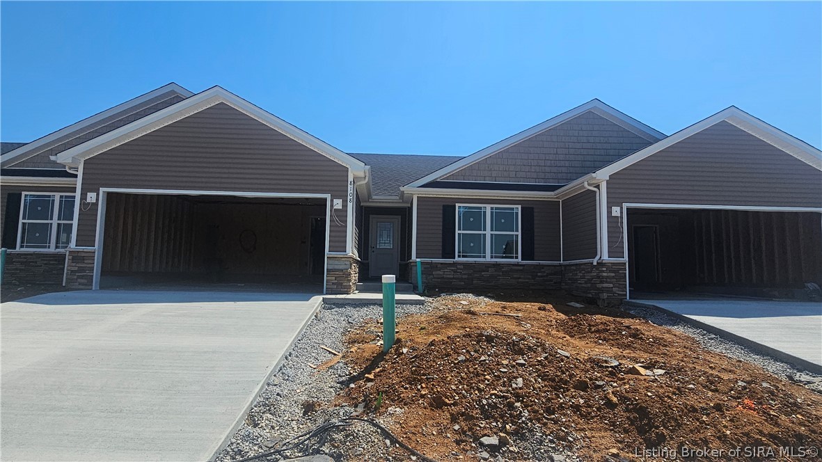 8108 Timber Lane NE 410 — photo