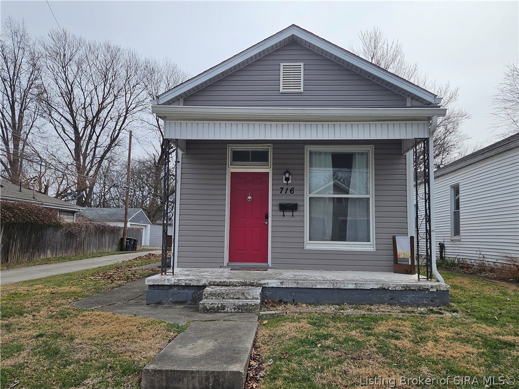 716 E 7th Street — photo