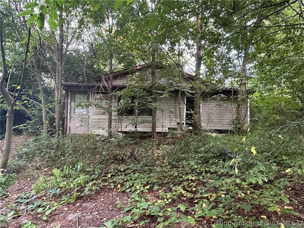 2613 N Hitchcock Road — photo