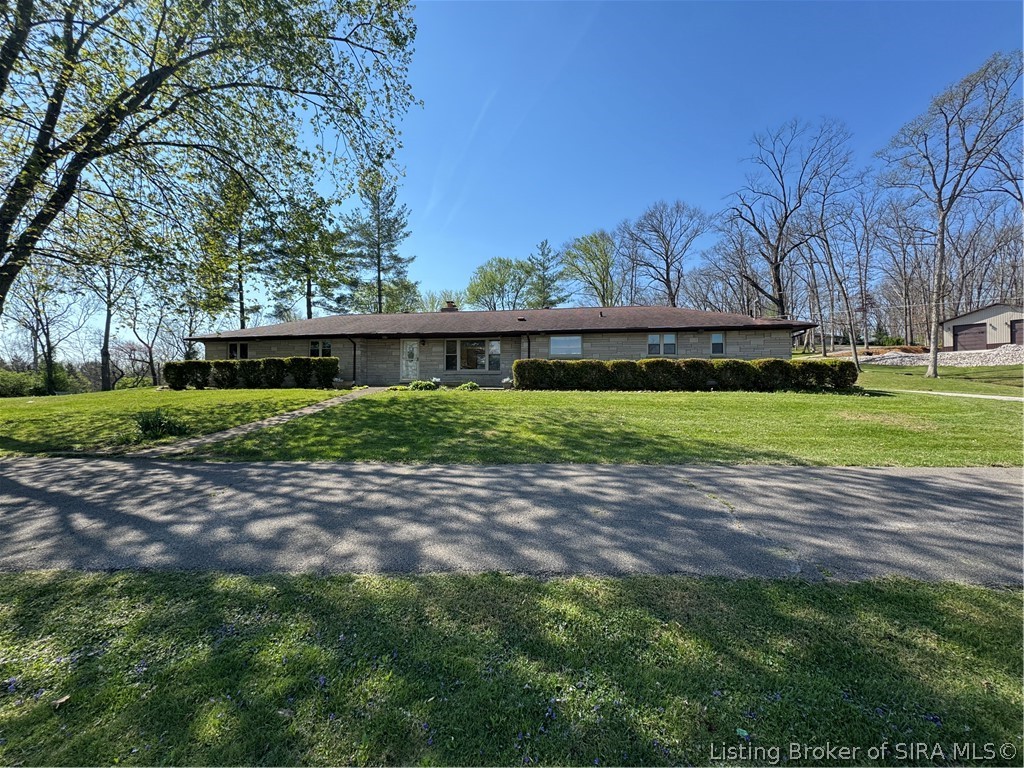 101 Oakwood Drive — photo
